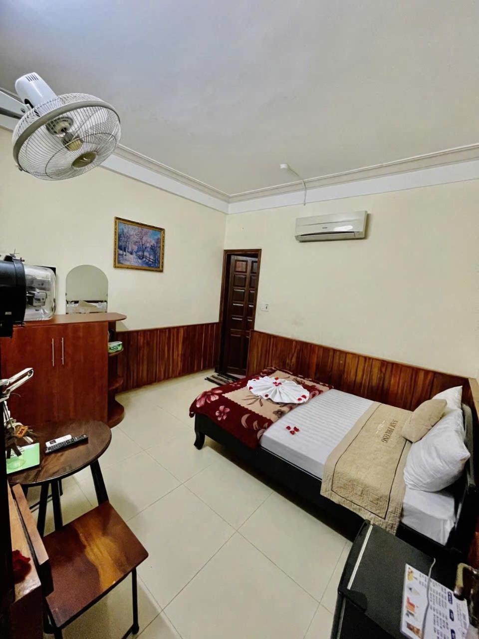 Nam Phuong Riverside Villa Hue Exterior foto